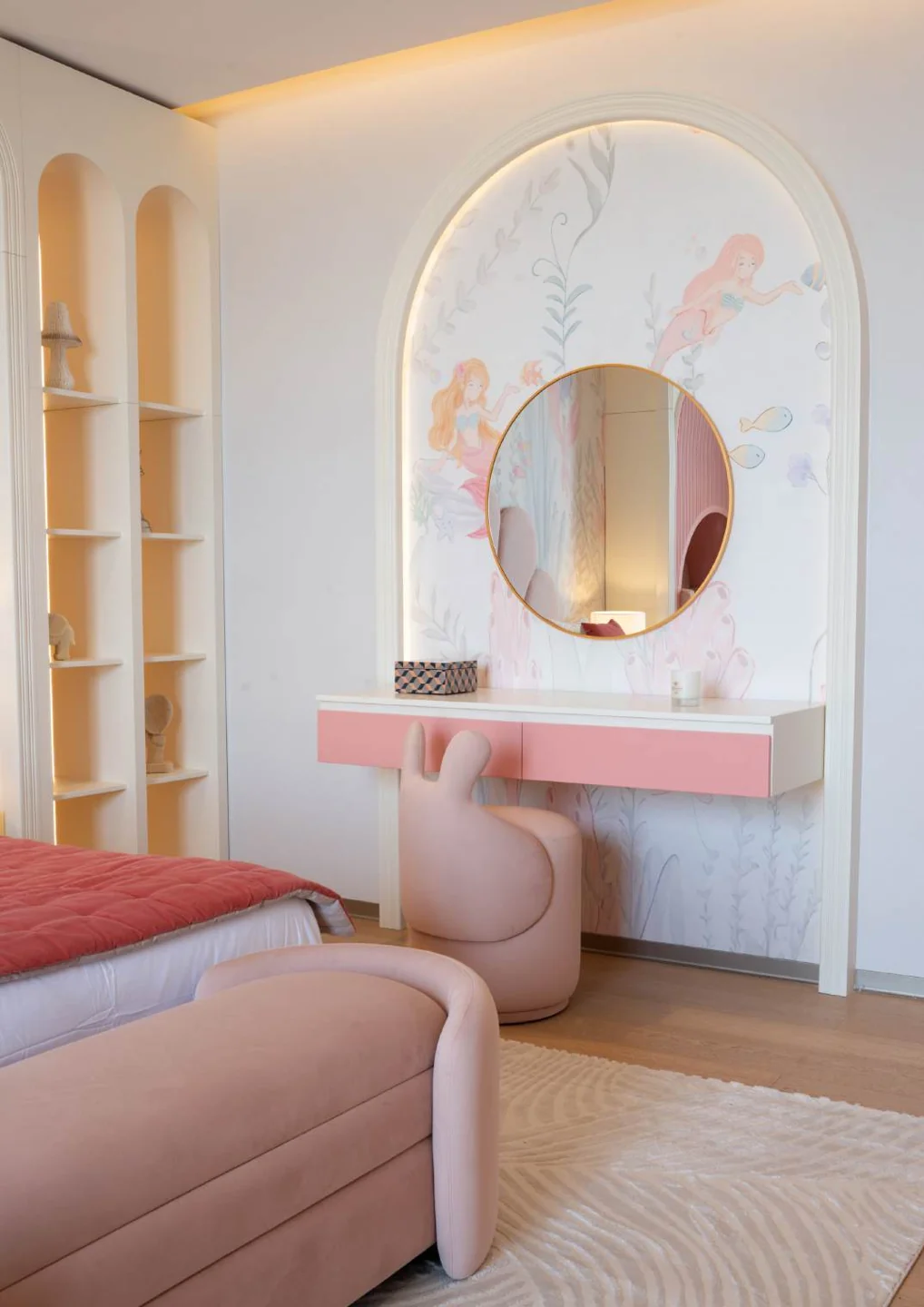 Dressing table, mirror and storage