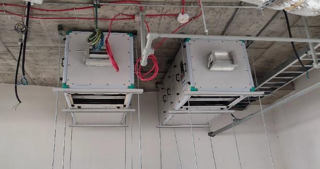Concealed ceiling-mounted air conditioning units with connected services